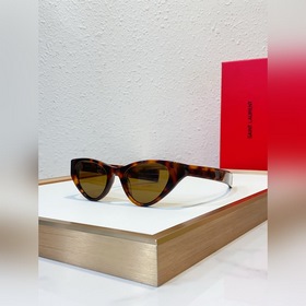 SAINT LAURENT . Новые товары SL M144 Логотип SAINT LAURENT на но