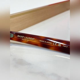 SAINT LAURENT . Новые товары SL M144 Логотип SAINT LAURENT на но