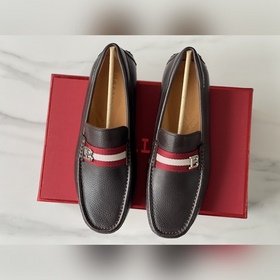 Новинка BALLY — мужские туфли без шнур