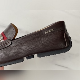 Новинка BALLY — мужские туфли без шнур