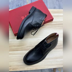 Новые мужские туфли Bally： последние м