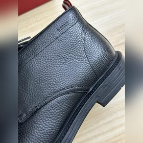 Новые мужские туфли Bally： последние м