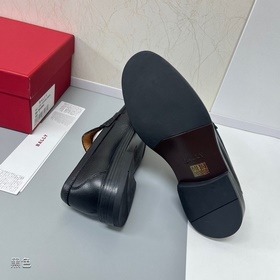 Новые слипоны BALLY для мужчин. Класси