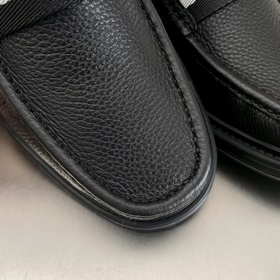 Мужские слипоны BALLY Изготовлены из