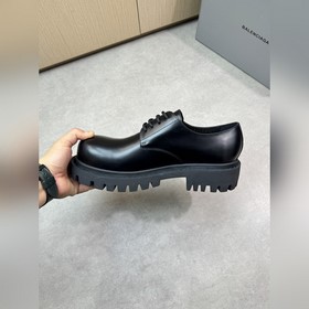 [BALENCIAGA] Balenciaga  - Высоко