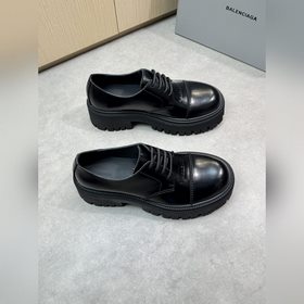 [BALENCIAGA] Balenciaga  - Высоко