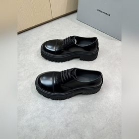 [BALENCIAGA] Balenciaga  - Высоко