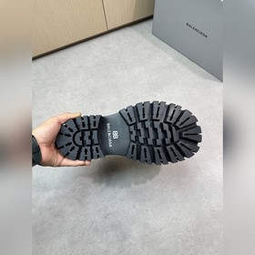 [BALENCIAGA] Balenciaga  - Высоко