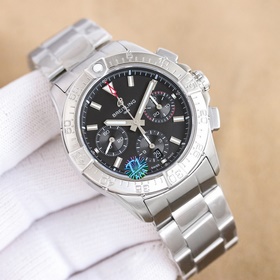 Новинка BLS： Breitling Avenger B01 Chr