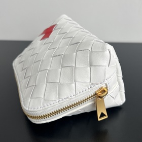 550 #Bv Intrecciato Плетеная космети