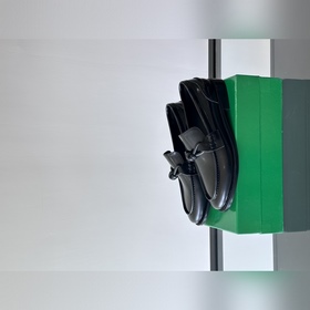 550 Новые кожаные туфли BV в стиле к
