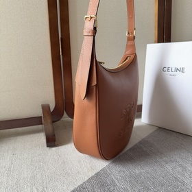 [Новые поступления] CELINEINE HELOIS