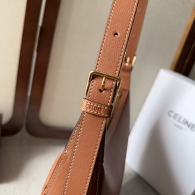 [Новые поступления] CELINEINE HELOIS