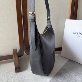 [Новые поступления] CELINEINE HELOIS