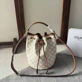 Новинка CELINE： сумка-ведро с традицио