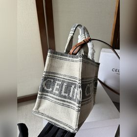Новые поступления  CABAS THAIS Small