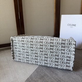 Новинка： CABAS THAIS Large CELINEine