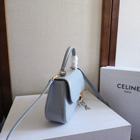CELINEine Новинка  Сумка TEEN LOLA и