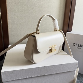 CELINEine Новинка  Сумка TEEN LOLA и