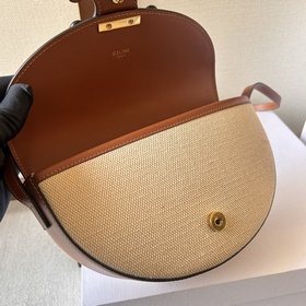 Зимняя коллекция Ce22 Сумка Moon Bag C