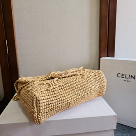 CELINEIN_E 2026 VICTOIRE Средняя сумка