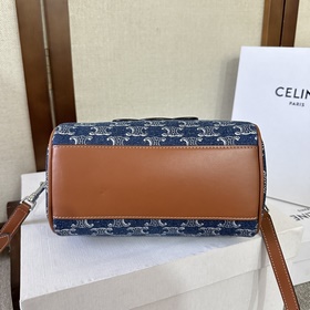 CELINEINE24S Весна/Лето Новые поступле