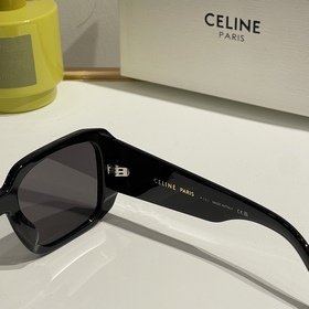 CELINE МОДЕЛЬ： CL40275U РАЗМЕР： 55