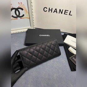Доступен длинный кошелек CHANEL с двой