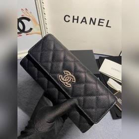 Доступен длинный кошелек CHANEL с двой