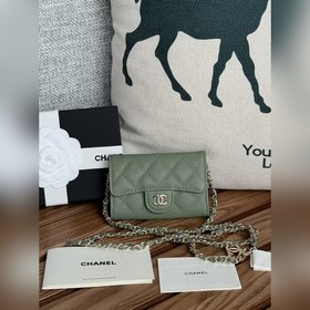 Кожаная сумка на пояс Chane с узором «