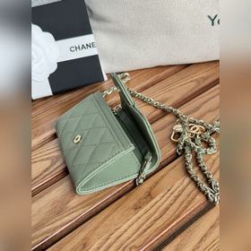 Кожаная сумка на пояс Chane с узором «