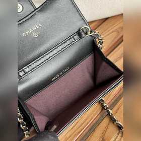 Новая сумка Chanel из кожи ягненка – е