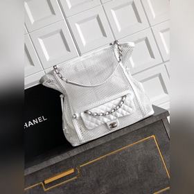 Кремово-белая сумка CHANEL Two-in-One