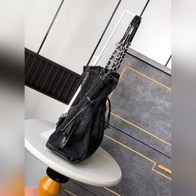 Отправлено! Большая сумка CHANEL Two-i