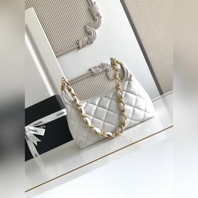 CNITFRCHANEL4912 Эта сумка изготовлена