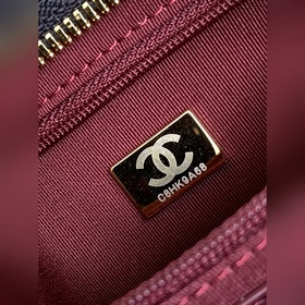 CNITFRCHANEL4912 Эта сумка изготовлена