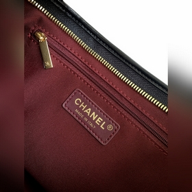CNITFRCHANEL4923 Эта сумка изготовлена
