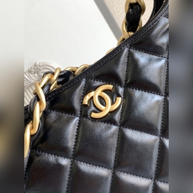 CNITFRCHANEL4923 Эта сумка изготовлена