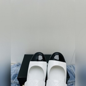 Новые поступления CHANEL 2026s Класс
