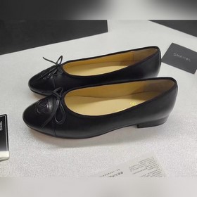 Женская обувь Chanel Балетки Незаменим