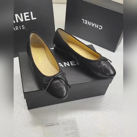 Женская обувь Chanel Балетки Незаменим