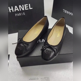 Женская обувь Chanel Балетки Незаменим