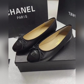 Женская обувь Chanel Балетки Незаменим