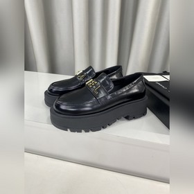 Женская одежда  Chanel 2026s Осень/З