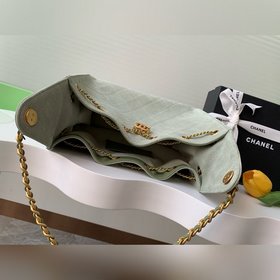Сумка-хипстер из атласной кожи, 25 см 