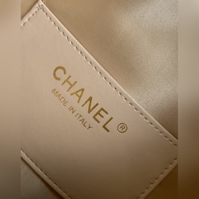 CNITFRAS5293CHANEL Серия 25： еще один 