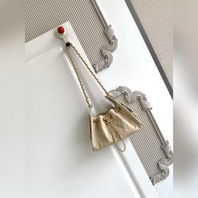CNITFRAS5631 CHANEL 25 Series： еще одн