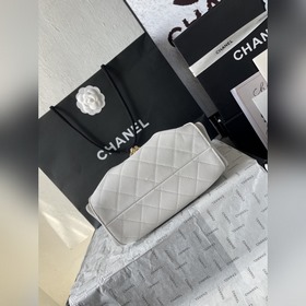 Французский роскошный аксессуар CHANEL