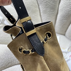 CHANEL Vertical 25A Series Новинка Изя