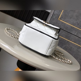CHANEL 25P Новогодняя первая сумка： пр